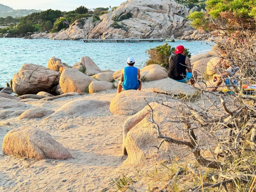 Spiaggia di Capriccioli al Tramonto