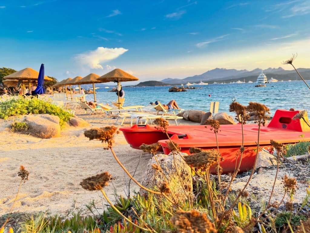 Spiaggia di Capriccioli al Tramonto