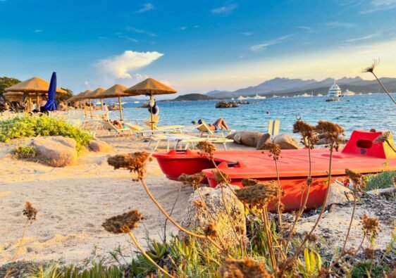 Spiaggia di Capriccioli al Tramonto