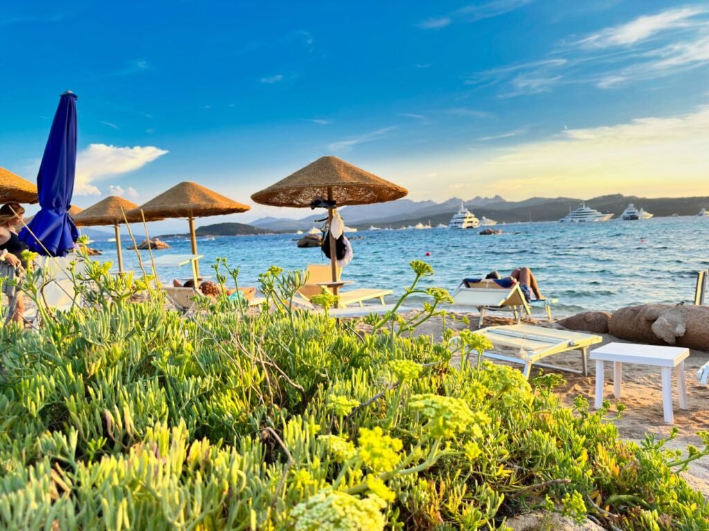 Spiaggia di Capriccioli al Tramonto